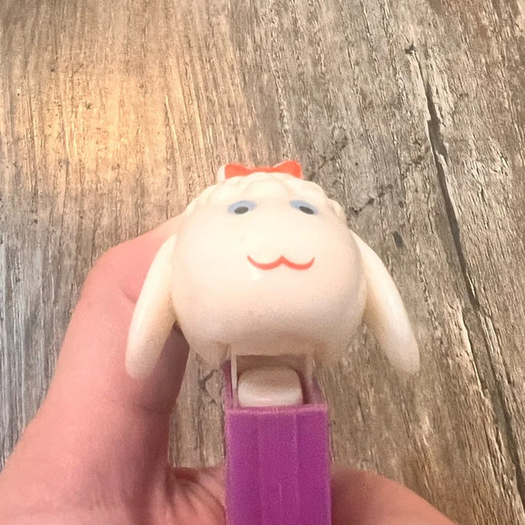 Vintage Lamb Pez Dispenser Lampchops Sheep Slovenia - Picture 2 of 5